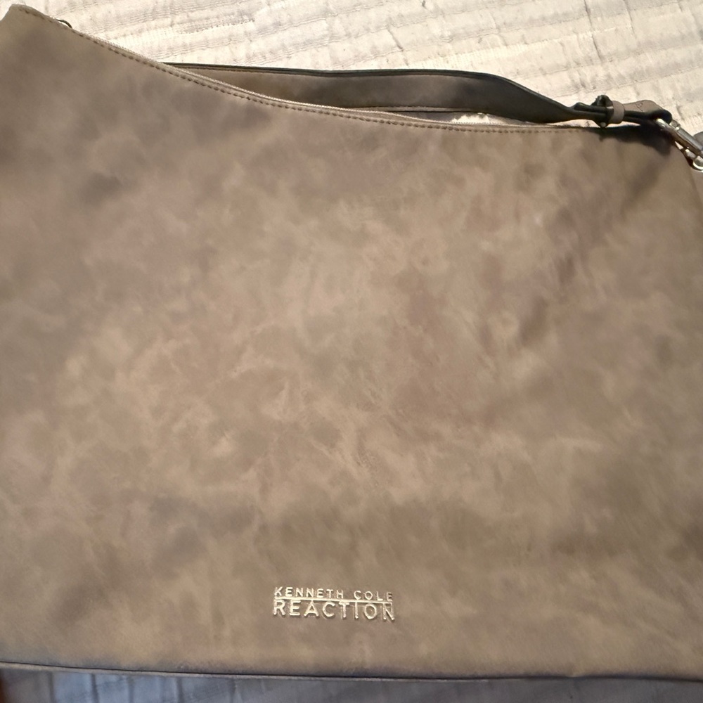 Kenneth Cole Reaction Tan Men's Messenger Bag